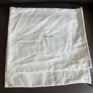 2 Vince  Dust Bag . Pls check out the measurement.